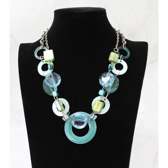 Stylish Retro Look Necklace with a Variety of Plastic Rings in Teal Tones N75 - Picture 1 of 4